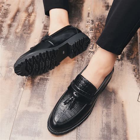 The Ultimate Guide to How to Break in New Loafers: Tips and 